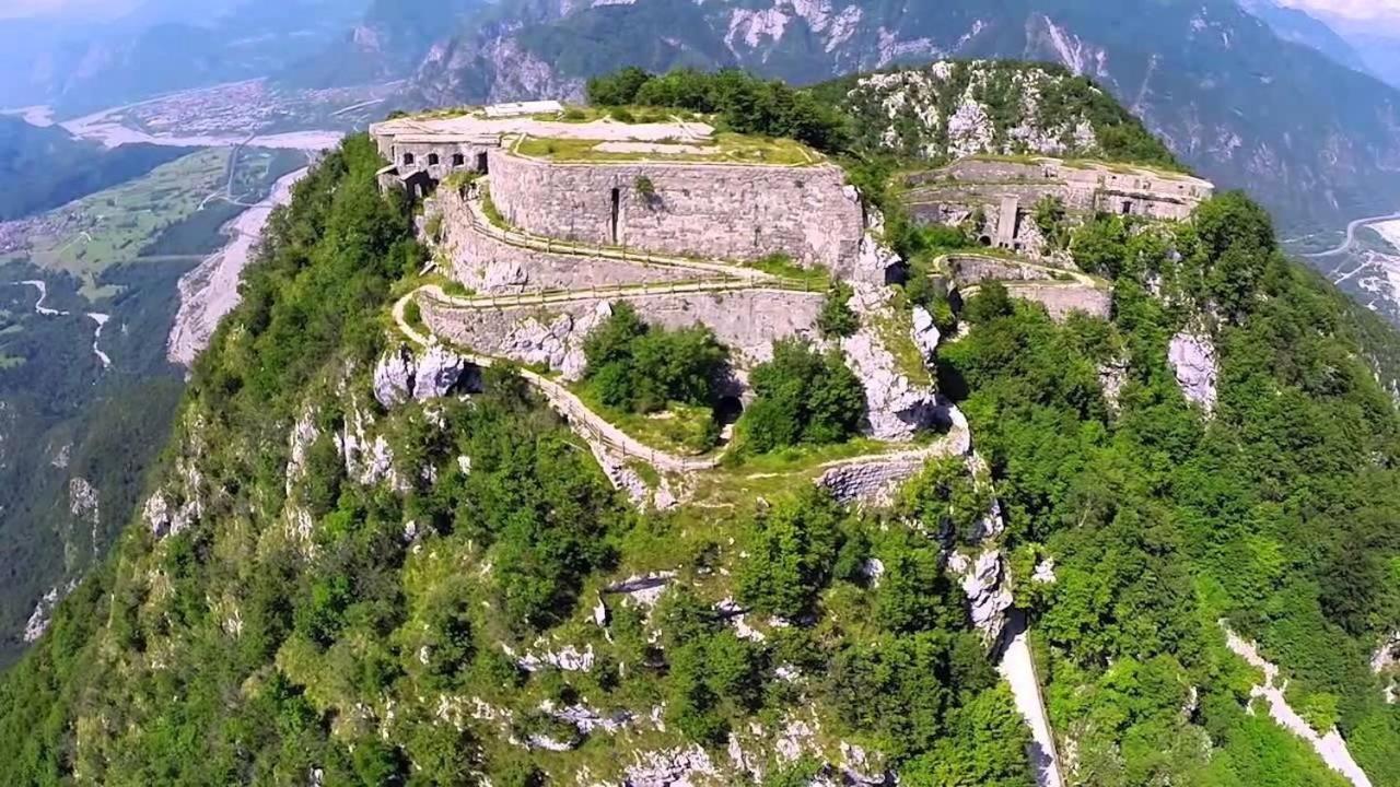 Hotel Trilago Trasaghis Экстерьер фото